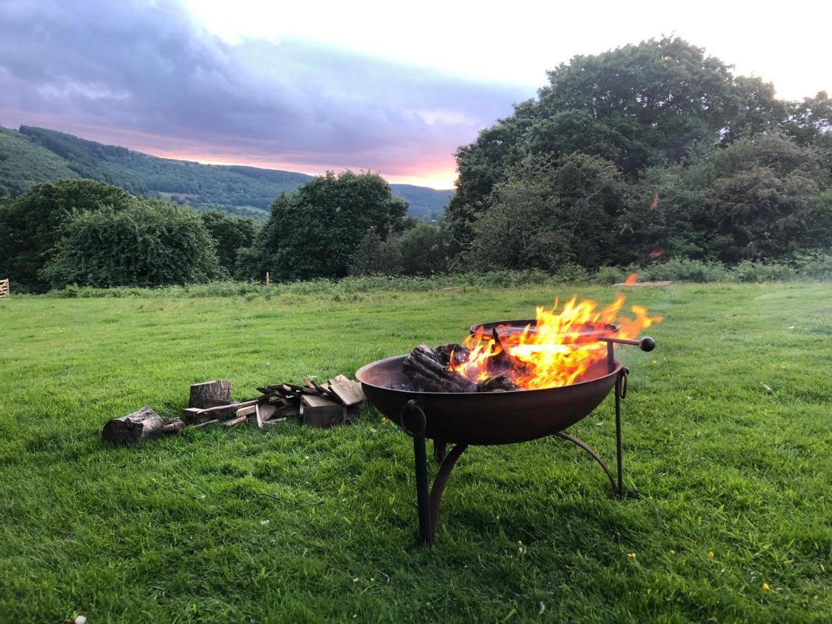 Black Mountains Glamping Hotell Abergavenny Exteriör bild
