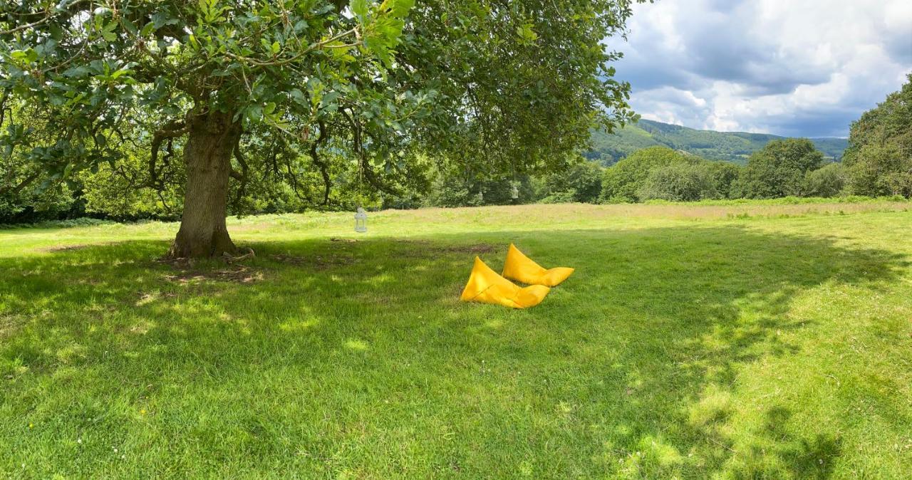 Black Mountains Glamping Hotell Abergavenny Exteriör bild