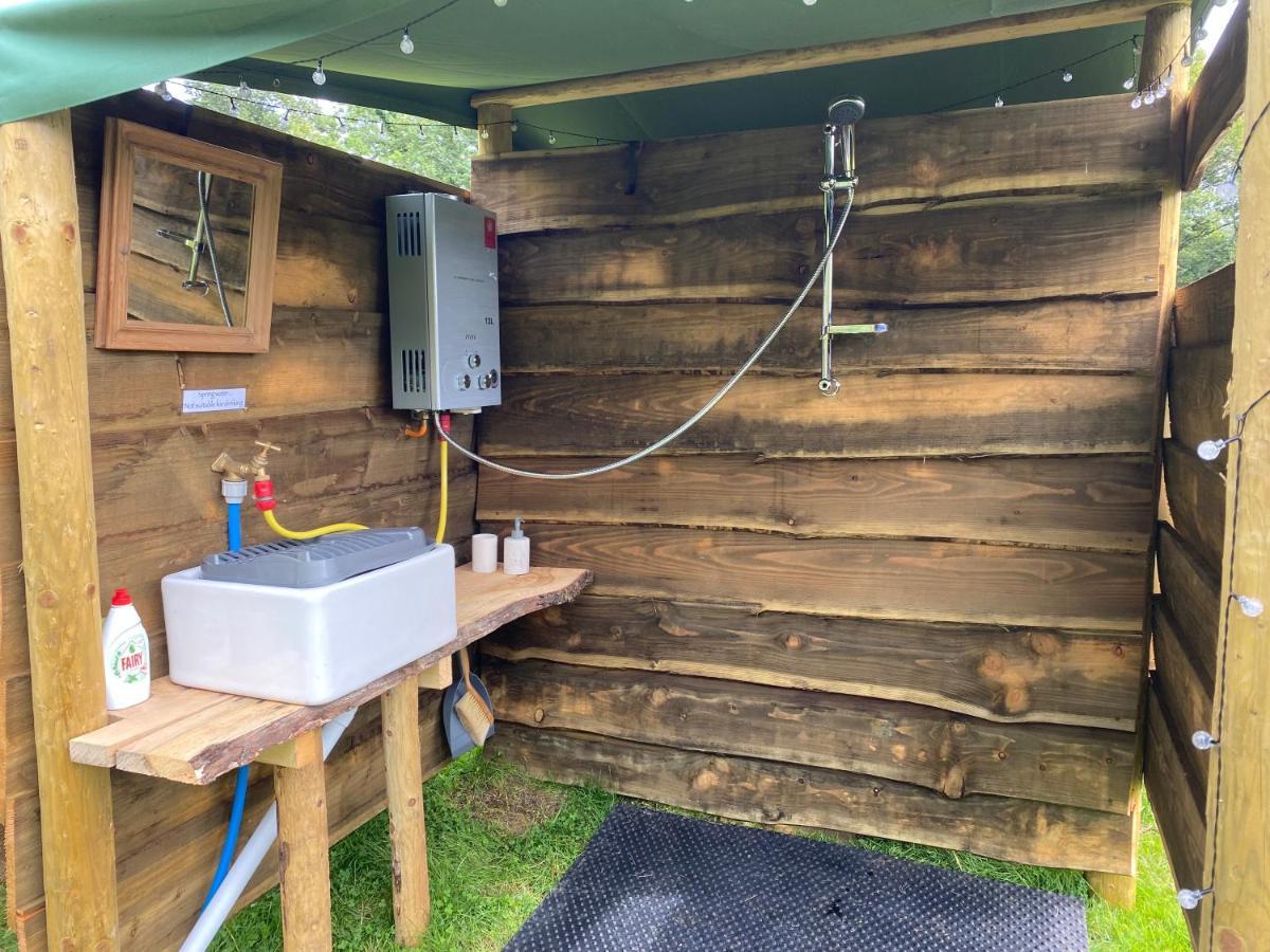 Black Mountains Glamping Hotell Abergavenny Exteriör bild